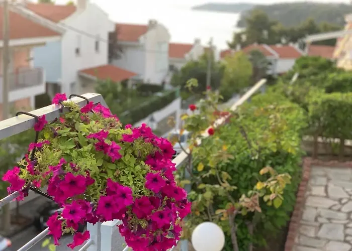 Heaven's Door- Maisonette Semesterbostad